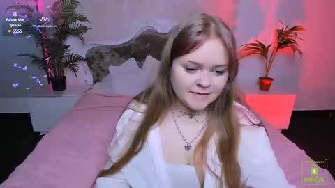 Snapshot of erica_love_ chatting on September 22, 5:33 am erica_love_ online show from September 22, 5:33 am