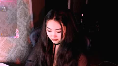 Erica Wayne online show from April 6, 10:00 pm