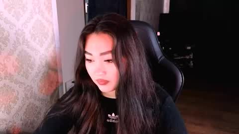 Erica Wayne online show from February 16, 8:01 am