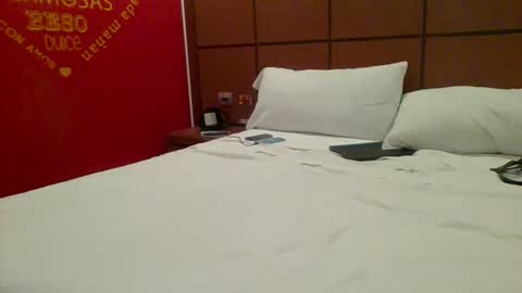 ericareh online show from February 12, 7:02 am