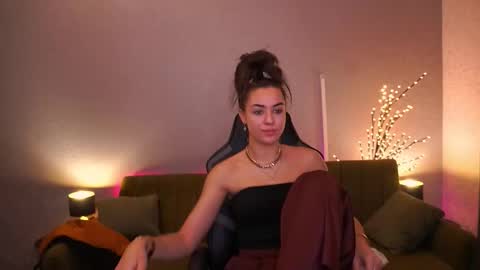 Erica online show from October 18, 7:12 am