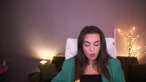 Erica online show from September 22, 6:17 am