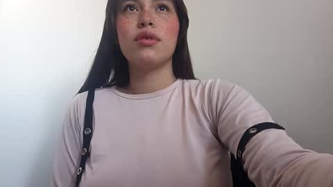 Snapshot of erika_depp chatting on December 5, 2:17 pm Erika online show from December 5, 2:17 pm