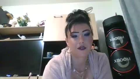 erikaguapa1989 online show from May 21, 2:18 am