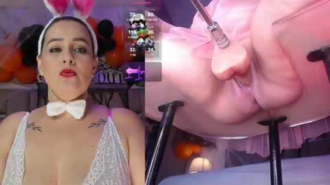 Snapshot of erikamontiel__ chatting on October 11, 10:13 pm Erika online show from October 11, 10:13 pm