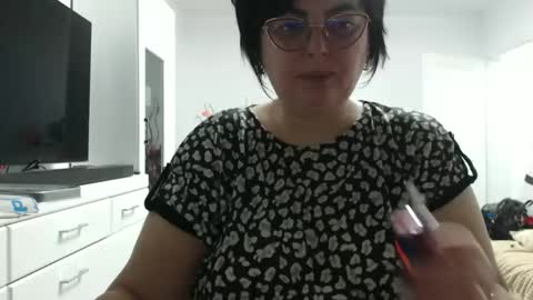 Erika online show from February 3, 3:59 am