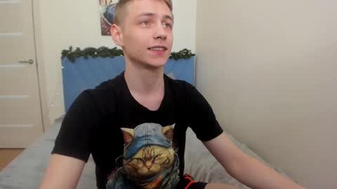 Max online show from March 4, 3:55 am