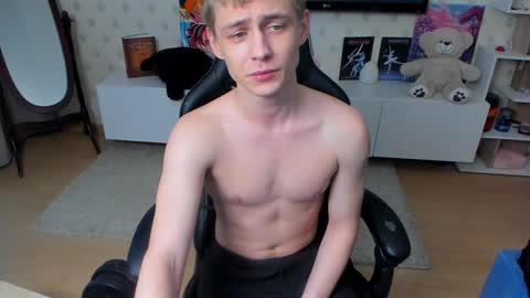 Max online show from January 28, 10:02 am