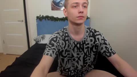 Max online show from March 8, 1:06 am