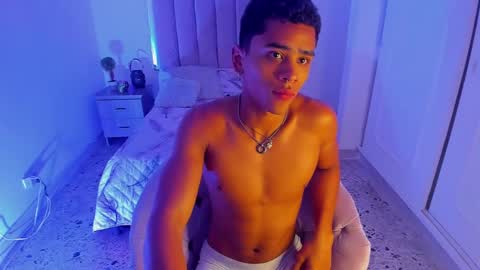 eros_wild online show from March 9, 10:19 am