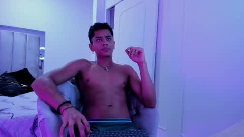 eros_wild online show from February 21, 3:01 am