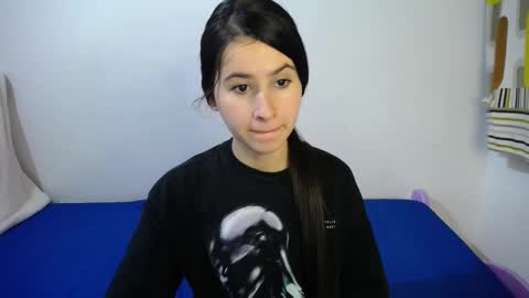 erosgirls_ online show from December 13, 11:11 pm