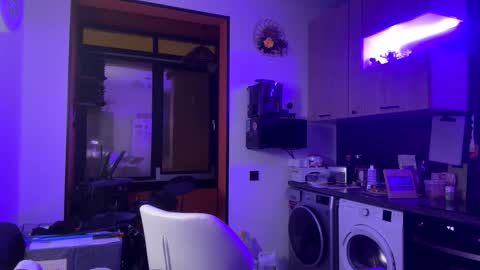 Rachel Rach online show from January 18, 10:30 pm