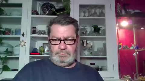 Erwins room welcome sound on online show from January 10, 12:17 am