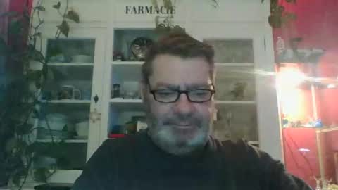 Erwins room welcome sound on online show from January 9, 2:11 am