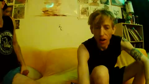 esc del online show from October 23, 7:54 am