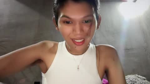 Chelliane online show from May 10, 1:50 pm