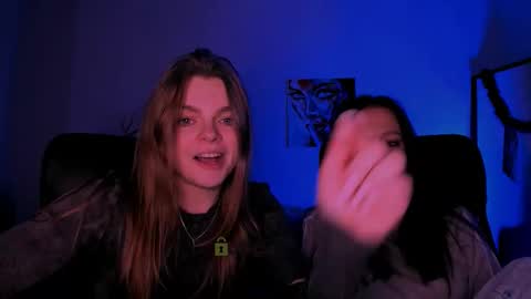 esma_shine online show from November 13, 2:58 am