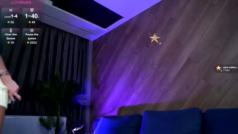 Raluca  online show from December 18, 1:56 am