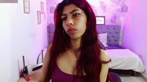 Esmeralda online show from December 12, 10:02 am