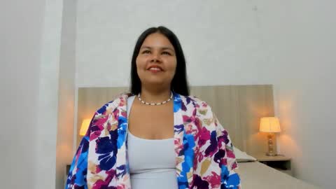 Esmeralda online show from February 24, 7:28 pm