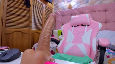 esperanzajenner online show from May 23, 12:06 am