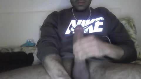 essy487816 online show from April 21, 8:49 pm