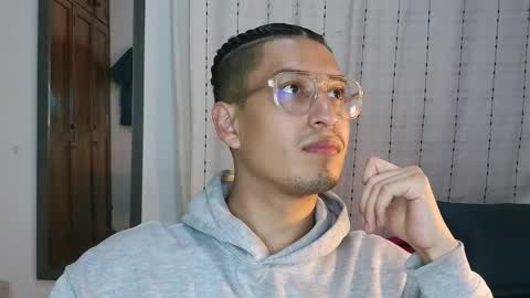 Esteban online show from October 28, 4:46 am