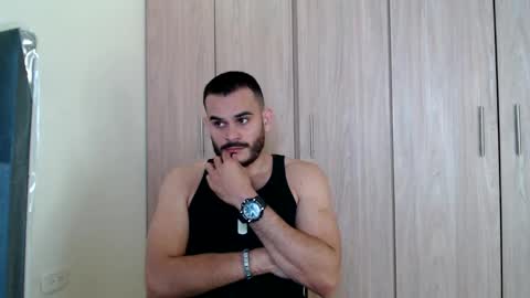 Snapshot of esteban_fer chatting on February 5, 1:54 pm Esteban Fernandez online show from February 5, 1:54 pm