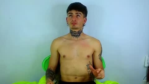 Esteban independent model online show from March 7, 2:15 am