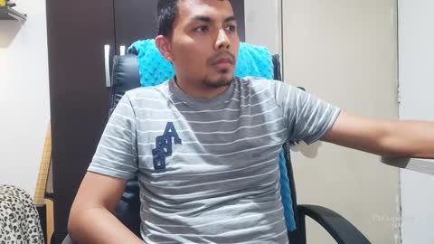 Esteban online show from December 8, 10:03 pm