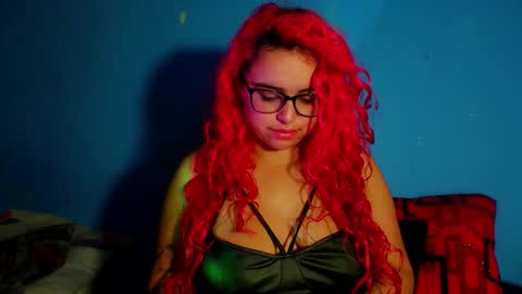 Estefania online show from April 22, 12:12 pm