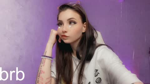 Snapshot of estercollins chatting on January 17, 11:07 pm Ester online show from January 17, 11:07 pm