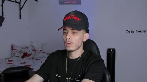 estivenvel online show from October 24, 2:07 pm