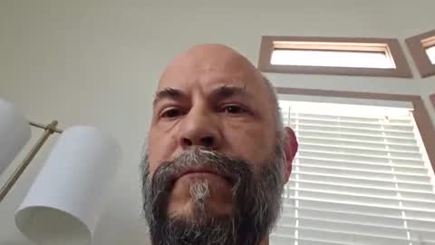 estova2002 online show from March 31, 10:10 pm