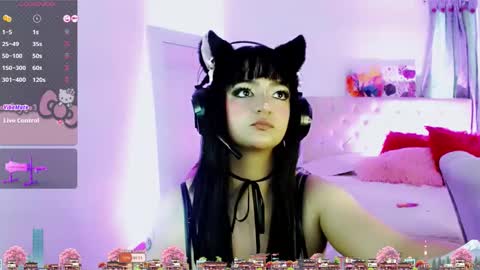 Moon online show from November 5, 8:33 pm