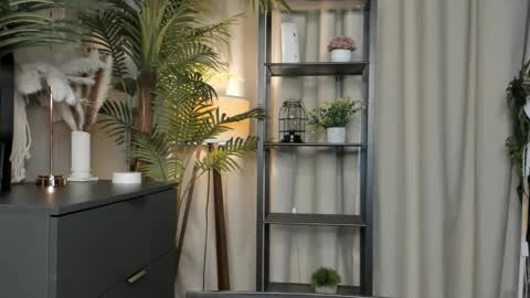 Natalie online show from October 25, 6:24 am