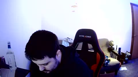 Ethan online show from February 28, 7:01 am