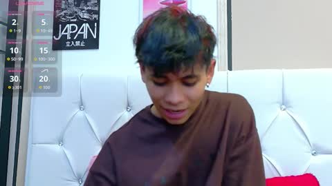 Ethan online show from November 13, 9:06 pm