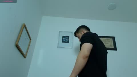 ethanconnor_ online show from May 21, 12:01 pm