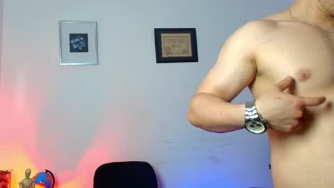 ethanconnor_ online show from May 9, 4:13 pm