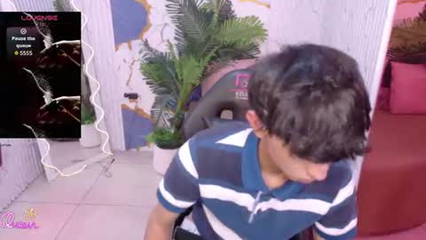 ethann_tay1 online show from August 3, 2:57 am