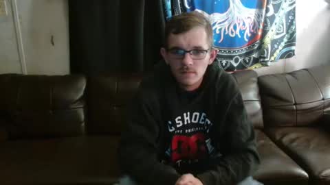Ethan Steele online show from December 12, 1:21 am