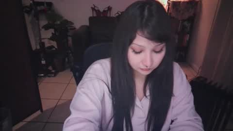 etherealhazy online show from December 4, 4:01 am