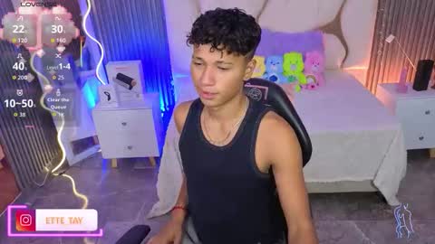 ette online show from March 19, 7:41 pm