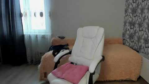 Eva online show from November 25, 7:51 am