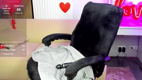 Eva online show from March 28, 1:51 am