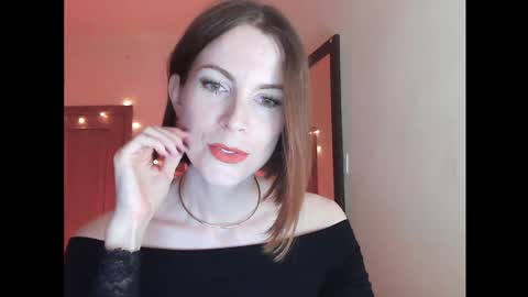 Snapshot of eva_cutesmile chatting on October 22, 8:43 pm Eva online show from October 22, 8:43 pm