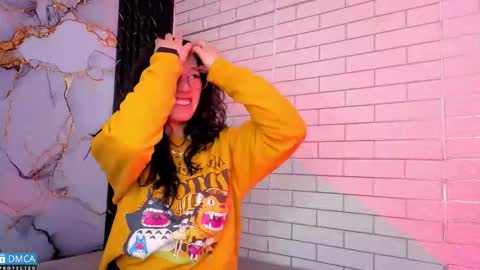 eva delight online show from March 28, 12:17 pm