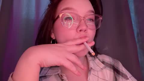 eva_kittenn online show from December 14, 12:00 pm